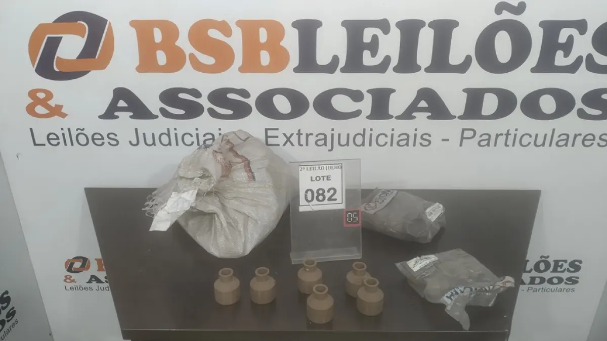 01 LOTE COM GRANDE QUANTIDADE DE REDUÇÕES HIDRÁULICAS DE MARCAS E MEDIDAS DIVERSAS. (NO ESTADO) ATENÇÃO! FAZER A VISITAÇÃO ANTES DE ARREMATAR, NÃO SABEMOS SE FUNCIONA. LEILÃO NÃO TEM GARANTIA E NEM DEVOLUÇÃO, SUJEITO A POSSÍVEIS AVARIAS VISÍVEIS/OCULTAS E/OU AUSÊNCIA DE COMPONENTES.