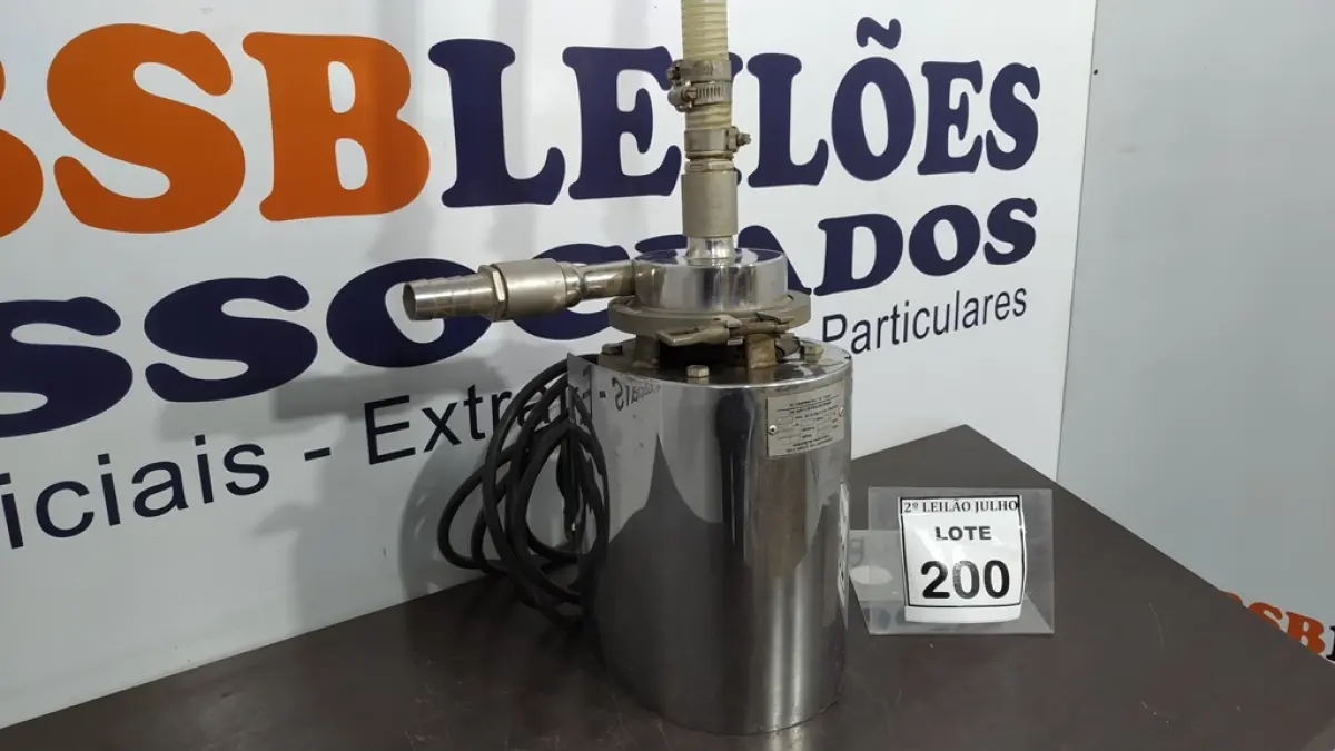 01 BOMBA ALIMENTÍCIA SANITÁRIA EM INOX 304 05CV ,2500LITROS /HORA INDUPROPIL. (NO ESTADO) ATENÇÃO! FAZER A VISITAÇÃO ANTES DE ARREMATAR, NÃO SABEMOS SE FUNCIONA. LEILÃO NÃO TEM GARANTIA E NEM DEVOLUÇÃO, SUJEITO A POSSÍVEIS AVARIAS VISÍVEIS/OCULTAS E/OU AUSÊNCIA DE COMPONENTES.