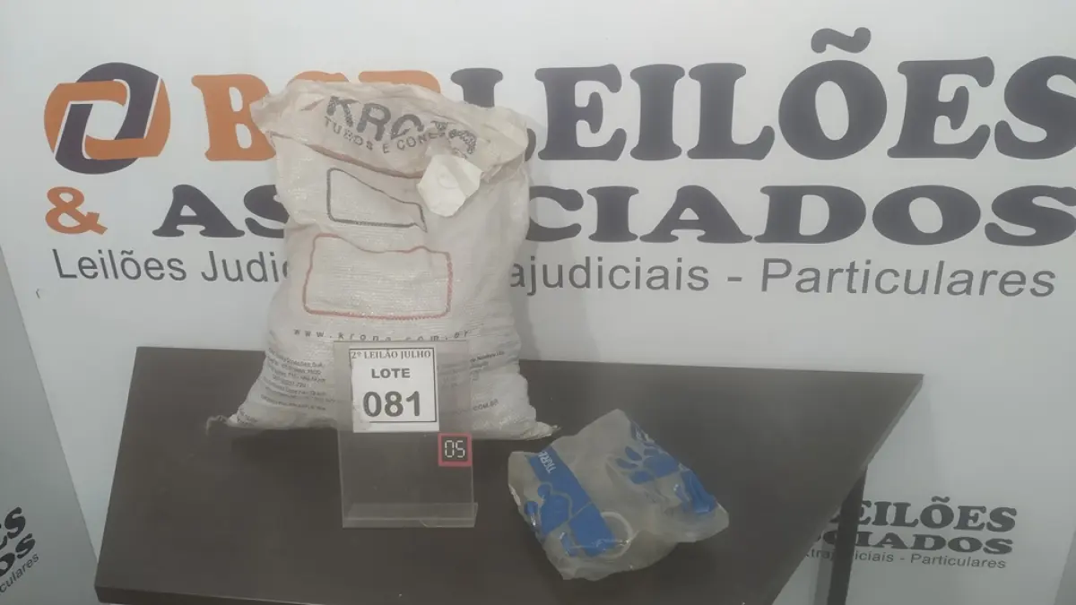 01 LOTE COM GRANDE QUANTIDADE DE BUCHAS DE REDUÇÃO DE MARCAS E MEDIDAS DIVERSAS. (NO ESTADO) ATENÇÃO! FAZER A VISITAÇÃO ANTES DE ARREMATAR, NÃO SABEMOS SE FUNCIONA. LEILÃO NÃO TEM GARANTIA E NEM DEVOLUÇÃO, SUJEITO A POSSÍVEIS AVARIAS VISÍVEIS/OCULTAS E/OU AUSÊNCIA DE COMPONENTES.