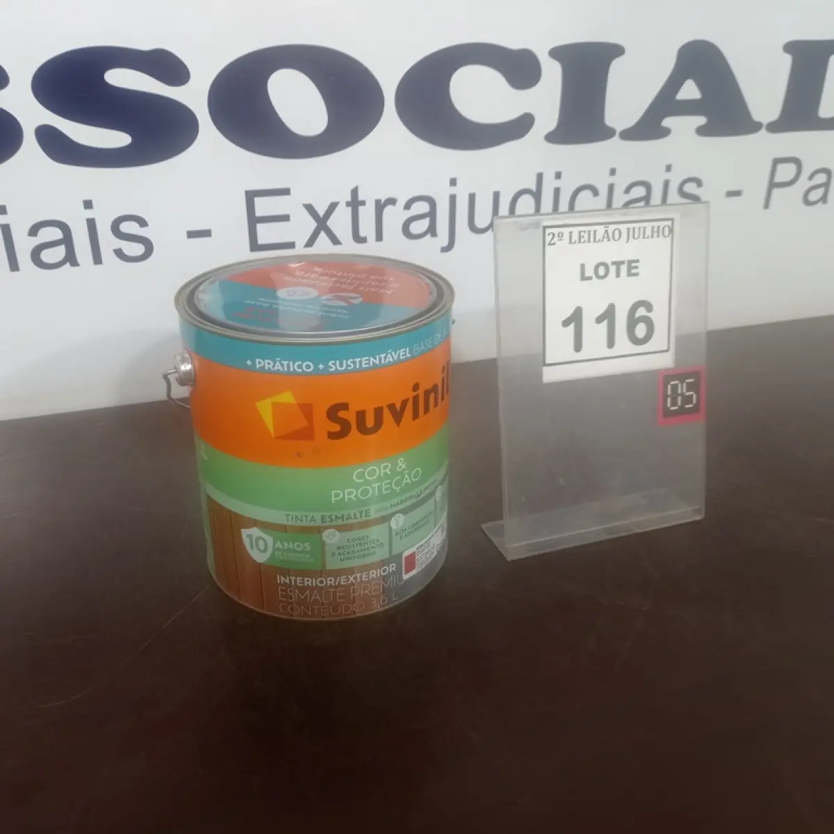 01 LATA DE TINTA ESMALTE DE 3,6L NA COR BRILHANTE VERMELHO MARCA SUVINIL. (NO ESTADO) ATENÇÃO! FAZER A VISITAÇÃO ANTES DE ARREMATAR, NÃO SABEMOS SE FUNCIONA. LEILÃO NÃO TEM GARANTIA E NEM DEVOLUÇÃO, SUJEITO A POSSÍVEIS AVARIAS VISÍVEIS/OCULTAS E/OU AUSÊNCIA DE COMPONENTES.