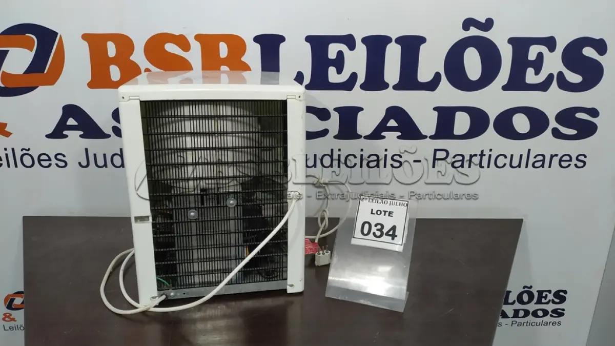 LOTE 034 - 01 PURIFICADOR DE ÁGUA. (NO ESTADO) ATENÇÃO! FAZER A VISITAÇÃO ANTES DE ARREMATAR, NÃO SABEMOS SE FUNCIONA. LEILÃO NÃO TEM GARANTIA E NEM DEVOLUÇÃO, SUJEITO A POSSÍVEIS AVARIAS VISÍVEIS/OCULTAS E/OU AUSÊNCIA DE COMPONENTES.