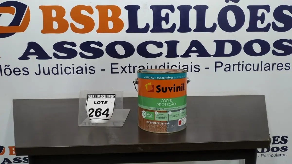 01 LATA DE TINTA ESMALTE DE 3,6L NA COR BRILHANTE VERMELHO MARCA SUVINIL. (NO ESTADO) ATENÇÃO! FAZER A VISITAÇÃO ANTES DE ARREMATAR, NÃO SABEMOS SE FUNCIONA. LEILÃO NÃO TEM GARANTIA E NEM DEVOLUÇÃO, SUJEITO A POSSÍVEIS AVARIAS VISÍVEIS/OCULTAS E/OU AUSÊNCIA DE COMPONENTES.
