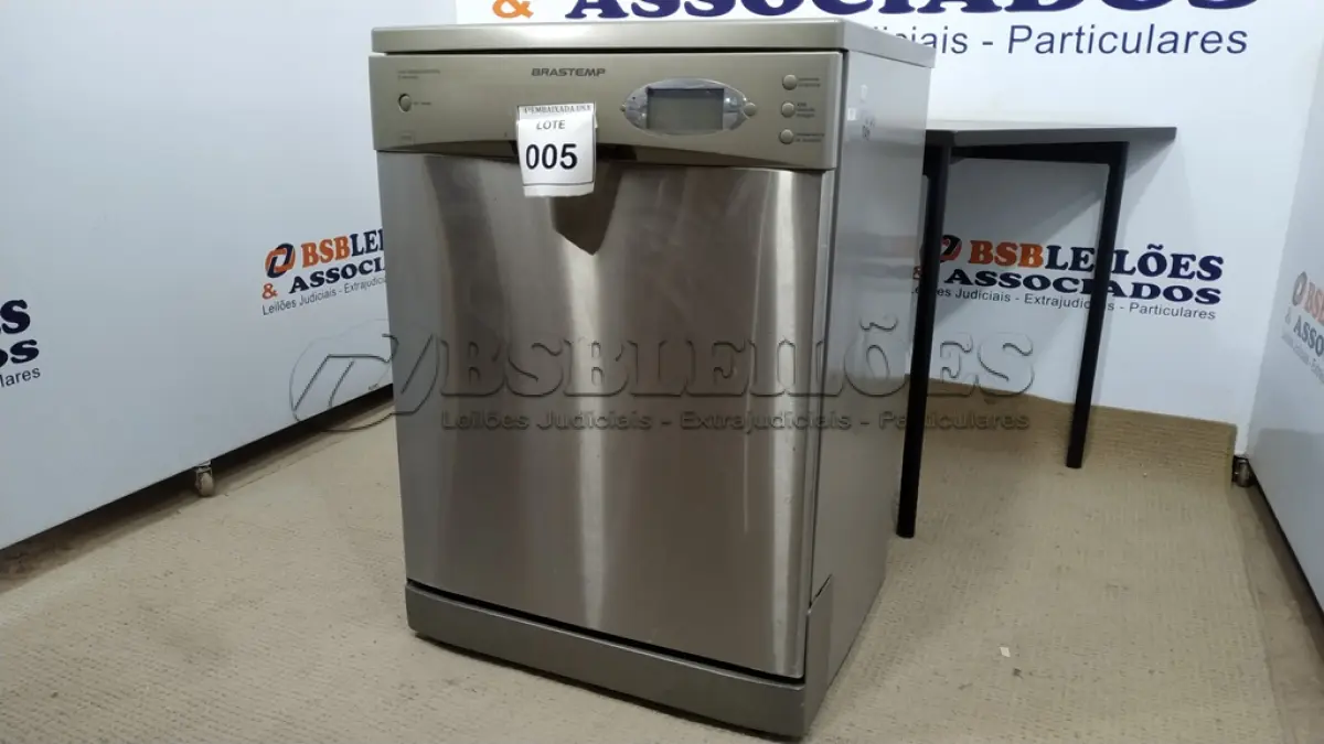 LOTE 005 - 01 LAVA LOUÇA BRASTEMP 127VOLTS. (NO ESTADO EM QUE SE ENCONTRA. SUJEITO A AVARIAS OCULTAS/VISÍVEIS.)  BF8646F