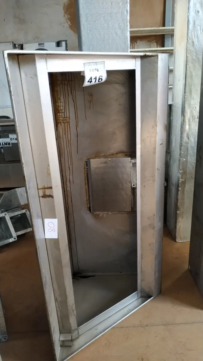 01 COIFA EM INOX. (NO ESTADO) ATENÇÃO! FAZER A VISITAÇÃO ANTES DE ARREMATAR, NÃO SABEMOS SE FUNCIONA. LEILÃO NÃO TEM GARANTIA E NEM DEVOLUÇÃO, SUJEITO A POSSÍVEIS AVARIAS VISÍVEIS/OCULTAS E/OU AUSÊNCIA DE COMPONENTES.