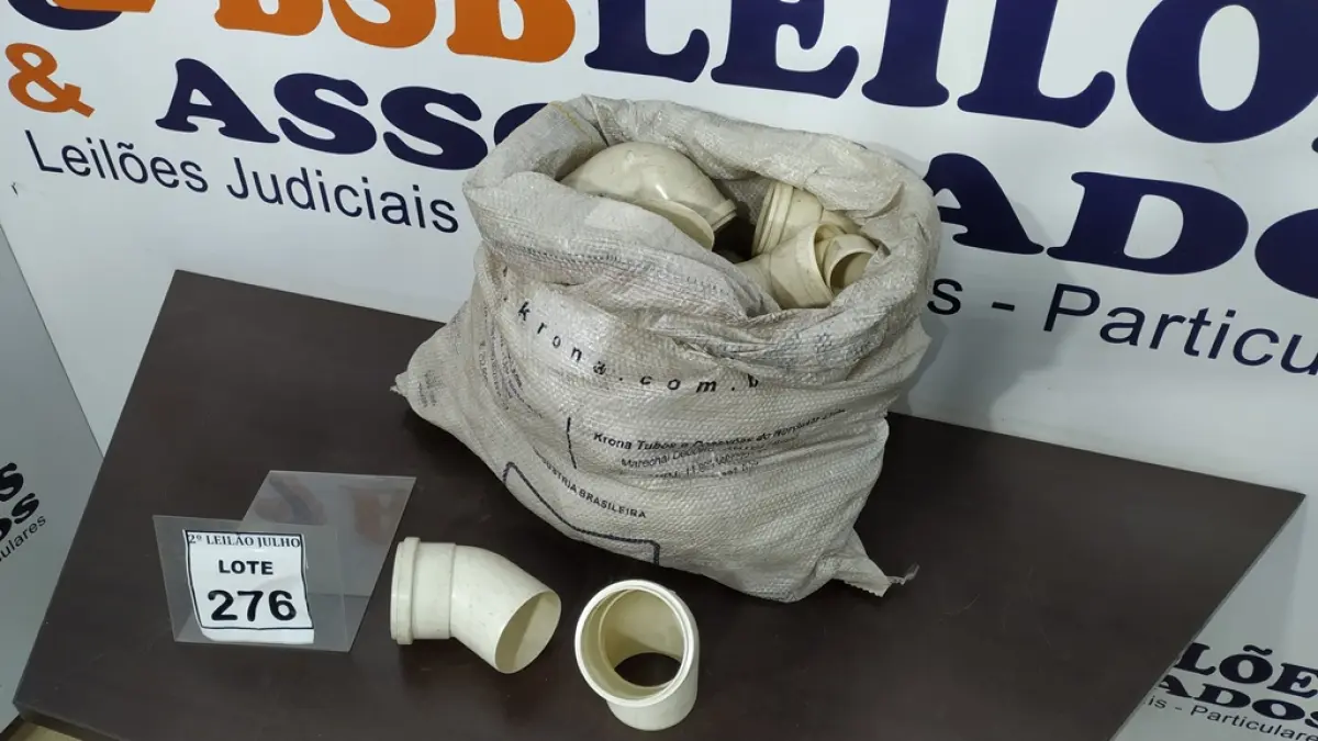 01 LOTE COM GRANDE QUANTIDADE DE JOELHOS DE MEDIDAS VARIADAS. (NO ESTADO) ATENÇÃO! FAZER A VISITAÇÃO ANTES DE ARREMATAR, NÃO SABEMOS SE FUNCIONA. LEILÃO NÃO TEM GARANTIA E NEM DEVOLUÇÃO, SUJEITO A POSSÍVEIS AVARIAS VISÍVEIS/OCULTAS E/OU AUSÊNCIA DE COMPONENTES.