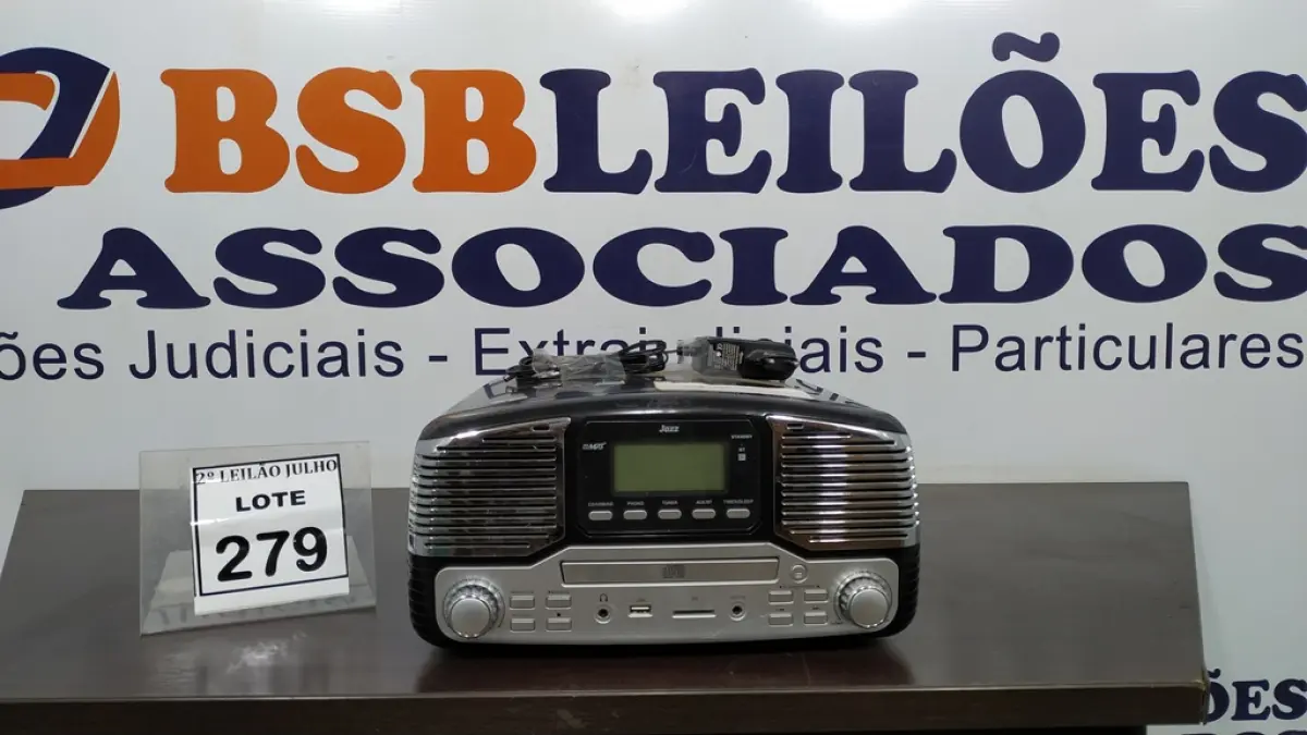 01 TOCA DISCOS E FM. (NO ESTADO) ATENÇÃO! FAZER A VISITAÇÃO ANTES DE ARREMATAR, NÃO SABEMOS SE FUNCIONA, LEILÃO NÃO TEM GARANTIA E NEM DEVOLUÇÃO, SUJEITO A POSSÍVEIS AVARIAS VISÍVEIS/OCULTAS E/OU AUSÊNCIA DE COMPONENTES.