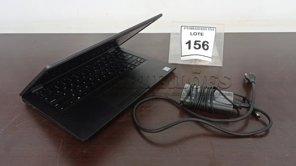 LOTE 156 - 01 DELL LAPTOP COM FONTE E SEM HD. (NO ESTADO EM QUE SE ENCONTRA. SUJEITO A AVARIAS OCULTAS/VISÍVEIS.) 619394