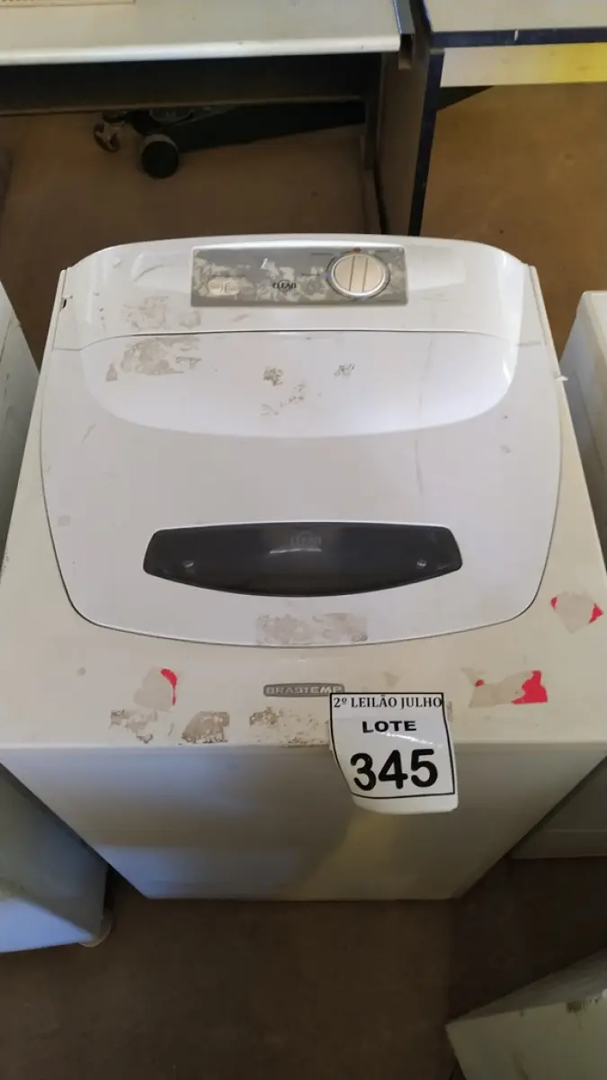 01 MÁQUINA DE LAVAR ROUPAS BRASTEMP 5KG 220V (NO ESTADO) ATENÇÃO! FAZER A VISITAÇÃO ANTES DE ARREMATAR, NÃO SABEMOS SE FUNCIONA. LEILÃO NÃO TEM GARANTIA E NEM DEVOLUÇÃO, SUJEITO A POSSÍVEIS AVARIAS VISÍVEIS/OCULTAS E/OU AUSÊNCIA DE COMPONENTES.