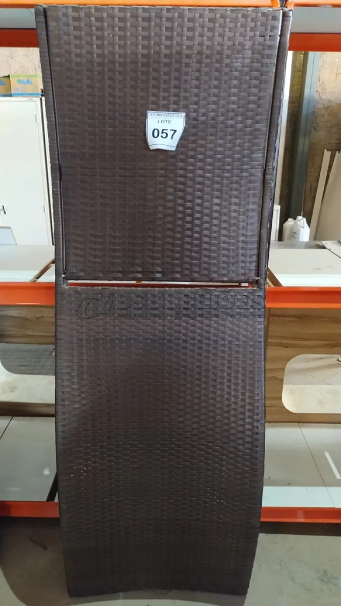 LOTE 057