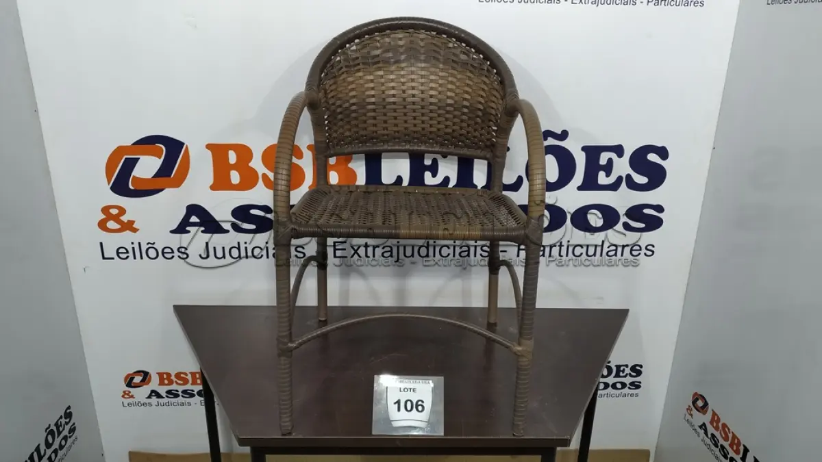 LOTE 106