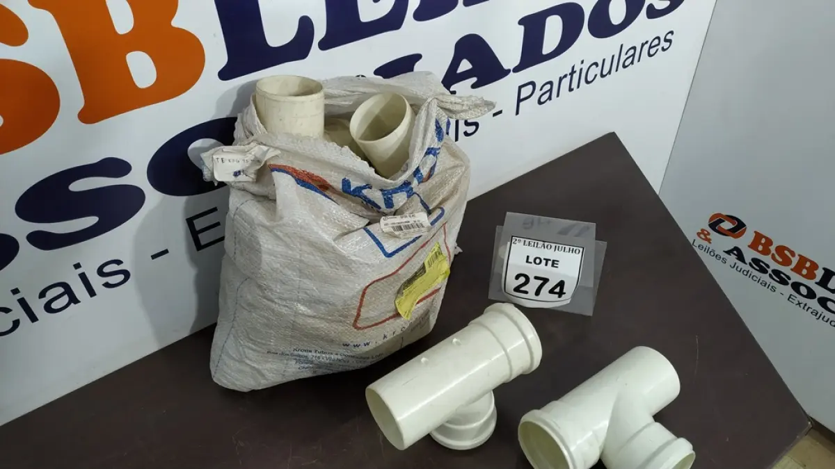 09 TÊ DE ESGOTO DE 75MM. (NO ESTADO) ATENÇÃO! FAZER A VISITAÇÃO ANTES DE ARREMATAR, NÃO SABEMOS SE FUNCIONA. LEILÃO NÃO TEM GARANTIA E NEM DEVOLUÇÃO, SUJEITO A POSSÍVEIS AVARIAS VISÍVEIS/OCULTAS E/OU AUSÊNCIA DE COMPONENTES.