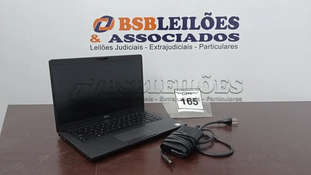 LOTE 165 - 01 DELL LAPTOP COM FONTE E SEM HD. (NO ESTADO EM QUE SE ENCONTRA. SUJEITO A AVARIAS OCULTAS/VISÍVEIS.) 619386