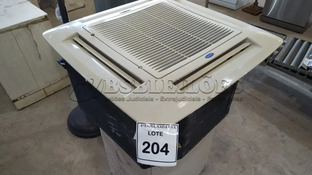 LOTE 204 - 01 EVAPORADORA DE TETO CARRIER.  (NO ESTADO EM QUE SE ENCONTRA. SUJEITO A AVARIAS OCULTAS/VISÍVEIS.) BH1440K