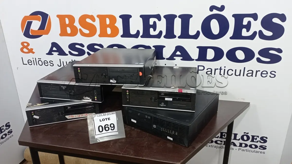 LOTE 069 - 05 CPU’S DE MARCAS E MODELOS DIVERSOS. (NO ESTADO) ATENÇÃO! FAZER A VISITAÇÃO ANTES DE ARREMATAR, NÃO SABEMOS SE FUNCIONA, LEILÃO NÃO TEM GARANTIA E NEM DEVOLUÇÃO, SUJEITO A POSSÍVEIS AVARIAS VISÍVEIS/OCULTAS E/OU AUSÊNCIA DE COMPONENTES.
