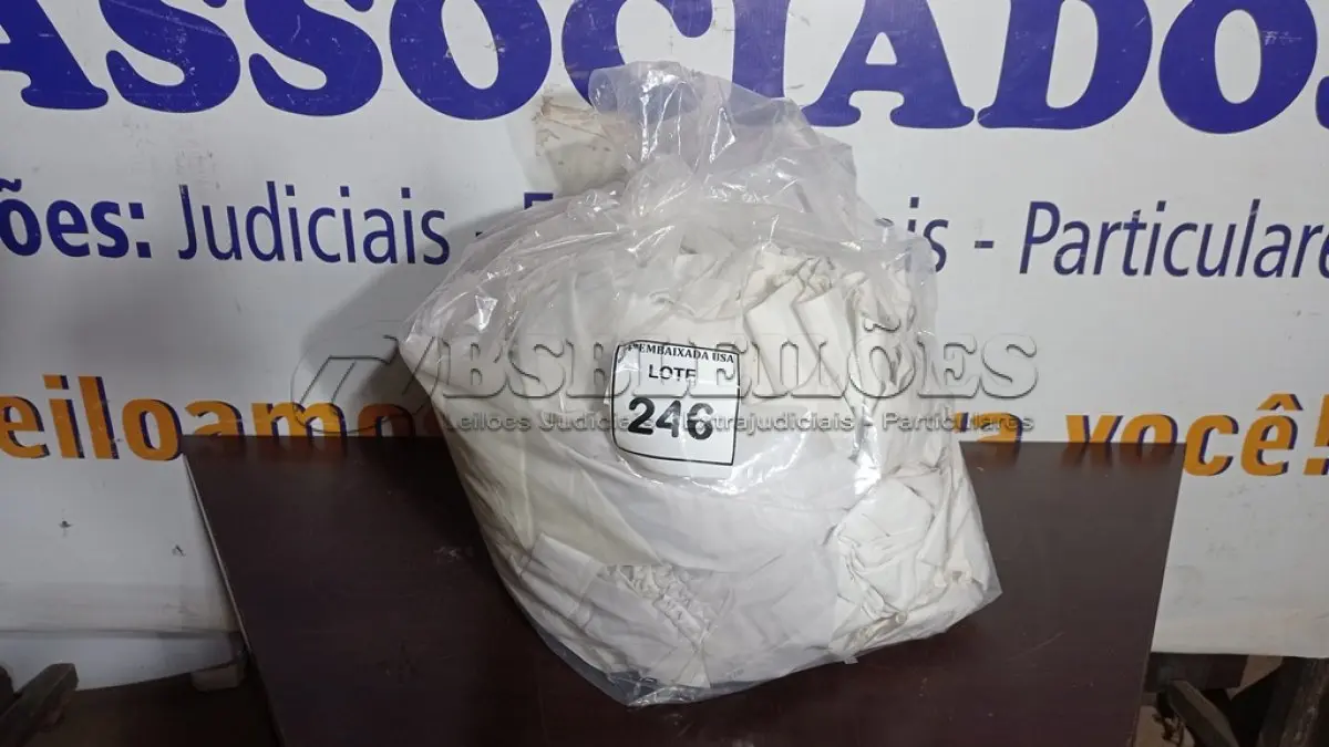 LOTE 246