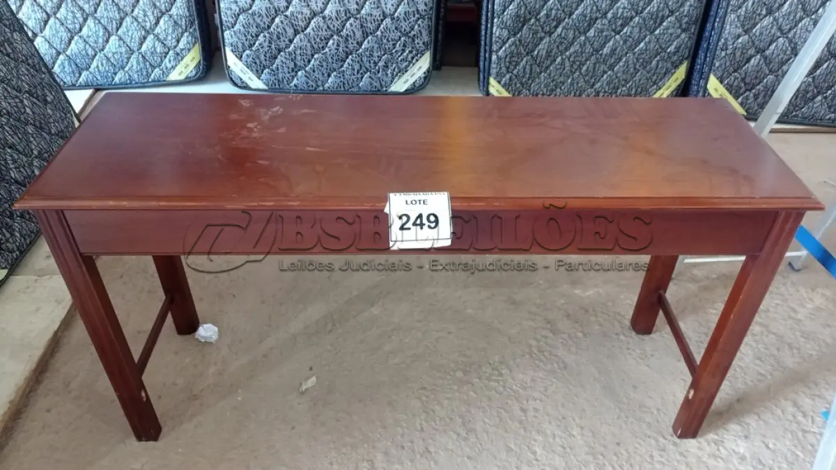 LOTE 249