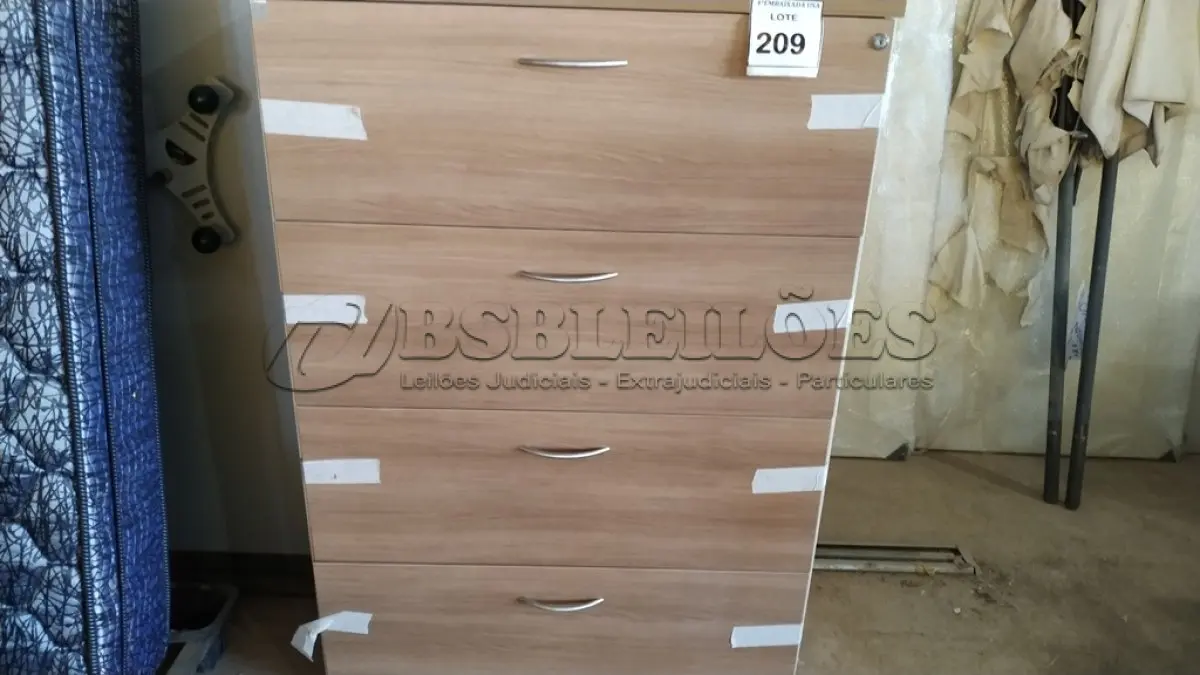 LOTE 209 - 01 ARMÁRIO COM 04 GAVETAS PARA PASTA SUSPENSA.(NO ESTADO EM QUE SE ENCONTRA. SUJEITO A AVARIAS OCULTAS/VISÍVEIS.)