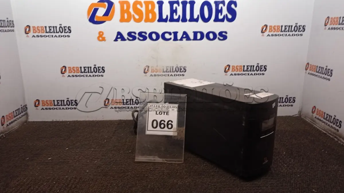 LOTE 066 - 01 NOBREAK MARCA LACERDA. (NO ESTADO) ATENÇÃO! FAZER A VISITAÇÃO ANTES DE ARREMATAR, NÃO SABEMOS SE FUNCIONA, LEILÃO NÃO TEM GARANTIA E NEM DEVOLUÇÃO, SUJEITO A POSSÍVEIS AVARIAS VISÍVEIS/OCULTAS E/OU AUSÊNCIA DE COMPONENTES.