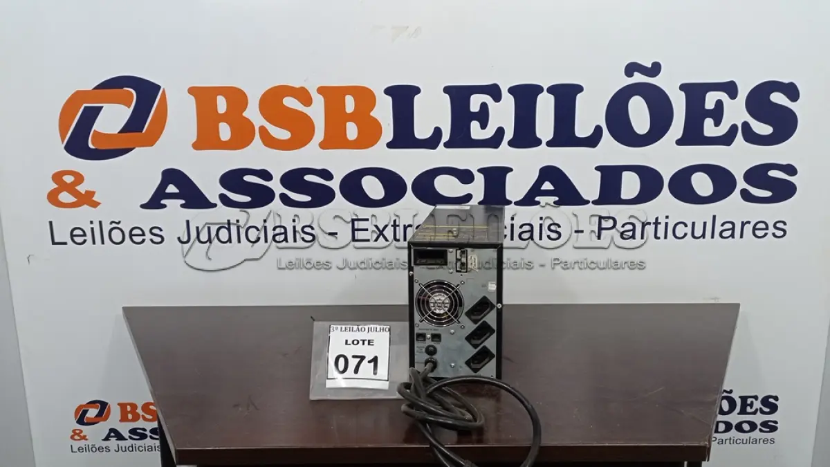 LOTE 071 - 01 NOBREAK MARCA LACERDA. (NO ESTADO) ATENÇÃO! FAZER A VISITAÇÃO ANTES DE ARREMATAR, NÃO SABEMOS SE FUNCIONA, LEILÃO NÃO TEM GARANTIA E NEM DEVOLUÇÃO, SUJEITO A POSSÍVEIS AVARIAS VISÍVEIS/OCULTAS E/OU AUSÊNCIA DE COMPONENTES.