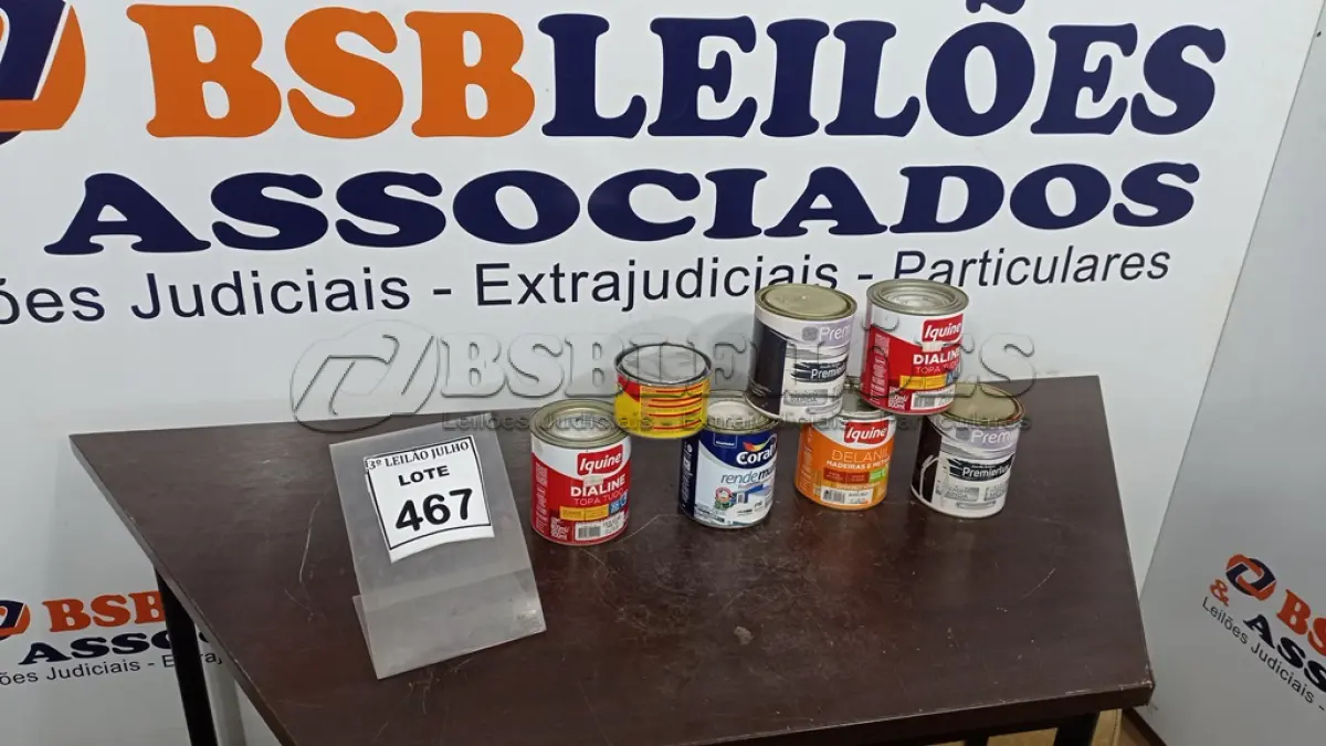 LOTE 467 - 02 LATAS DE DIALINE ACETINADO BASE DE 900ML MARCA IQUINE, 02 LATAS DE ESMALTE SINTÉTICO 900ML MARCA PREMIER, 01 LATA DE TINTA ACRÍLICA 900ML MARCA CORAL E 01 LATA ADESIVO PLÁSTICO COR CINZA 400G (USADO). (NO ESTADO) ATENÇÃO! FAZER A VISITAÇÃO ANTES DE ARREMATAR, NÃO SABEMOS SE FUNCIONA, LEILÃO NÃO TEM GARANTIA E NEM DEVOLUÇÃO, SUJEITO A POSSÍVEIS AVARIAS VISÍVEIS/OCULTAS E/OU AUSÊNCIA DE COMPONENTES.