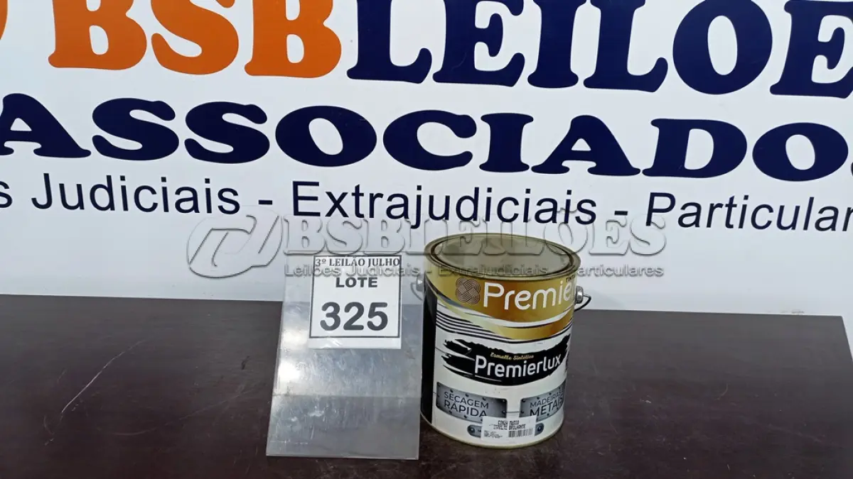 LOTE 325 - 01 LATA DE ESMALTE SINTÉTICO PREMIERLUX DE 3,6L NA COR CINZA MÉDIO MARCA PREMIER. (NO ESTADO) ATENÇÃO! FAZER A VISITAÇÃO ANTES DE ARREMATAR, NÃO SABEMOS SE FUNCIONA, LEILÃO NÃO TEM GARANTIA E NEM DEVOLUÇÃO, SUJEITO A POSSÍVEIS AVARIAS VISÍVEIS/OCULTAS E/OU AUSÊNCIA DE COMPONENTES.