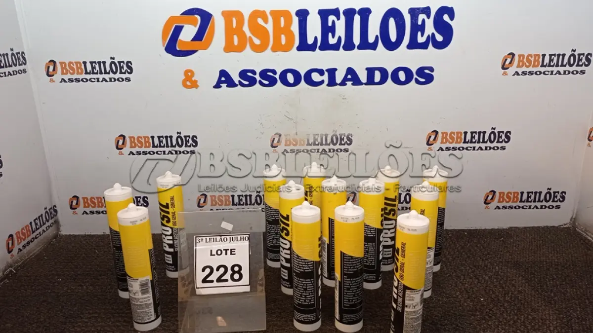 LOTE 228 - 14 BISNAGAS DE SILICONE ACÉTICO 270ML MARCA PROSIL. (NO ESTADO) ATENÇÃO! FAZER A VISITAÇÃO ANTES DE ARREMATAR, NÃO SABEMOS SE FUNCIONA, LEILÃO NÃO TEM GARANTIA E NEM DEVOLUÇÃO, SUJEITO A POSSÍVEIS AVARIAS VISÍVEIS/OCULTAS E/OU AUSÊNCIA DE COMPONENTES.