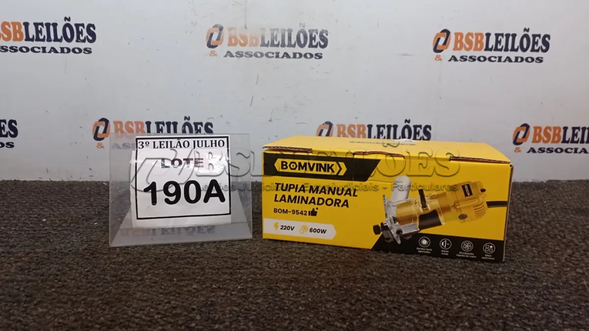 LOTE 190 - TUPIA MANUAL LAMINADORA 220V 600W (NO ESTADO) ATENÇÃO! FAZER A VISITAÇÃO ANTES DE ARREMATAR, NÃO SABEMOS SE FUNCIONA, LEILÃO NÃO TEM GARANTIA E NEM DEVOLUÇÃO, SUJEITO A POSSÍVEIS AVARIAS VISÍVEIS/OCULTAS E/OU AUSÊNCIA DE COMPONENTES.