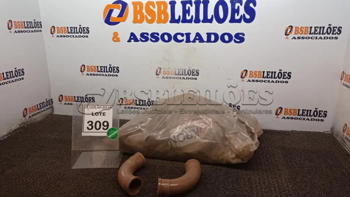 LOTE 309 - 33 DE CURVA 90-40MM MARCA KRONA. (NO ESTADO) ATENÇÃO! FAZER A VISITAÇÃO ANTES DE ARREMATAR, NÃO SABEMOS SE FUNCIONA. LEILÃO NÃO TEM GARANTIA E NEM DEVOLUÇÃO, SUJEITO A POSSÍVEIS AVARIAS VISÍVEIS/OCULTAS E/OU AUSÊNCIA DE COMPONENTES.