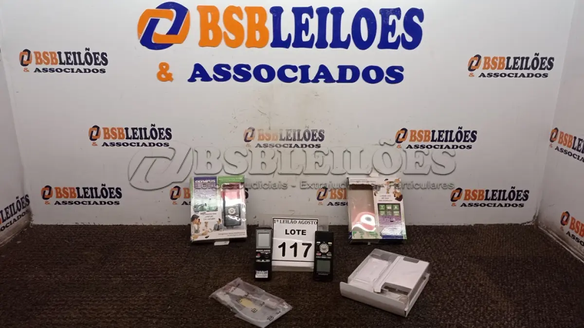 LOTE 117 - 02 GRAVADORES DE ÁUDIO MARCA OLYMPUS E 01 GRAVADOR DE ÁUDIO MARCA SONY. (NO ESTADO) ATENÇÃO! FAZER A VISITAÇÃO ANTES DE ARREMATAR, NÃO SABEMOS SE FUNCIONA. LEILÃO NÃO TEM GARANTIA E NEM DEVOLUÇÃO, SUJEITO A POSSÍVEIS AVARIAS VISÍVEIS/OCULTAS E/OU AUSÊNCIA DE COMPONENTES.