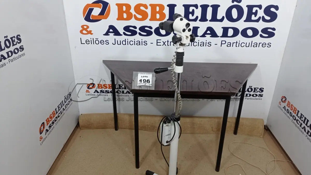 LOTE 196 - 01 COLPOSCÓPIO CP14. (NO ESTADO) ATENÇÃO! FAZER A VISITAÇÃO ANTES DE ARREMATAR, NÃO SABEMOS SE FUNCIONA. LEILÃO NÃO TEM GARANTIA E NEM DEVOLUÇÃO, SUJEITO A POSSÍVEIS AVARIAS VISÍVEIS/OCULTAS E/OU AUSÊNCIA DE COMPONENTES.