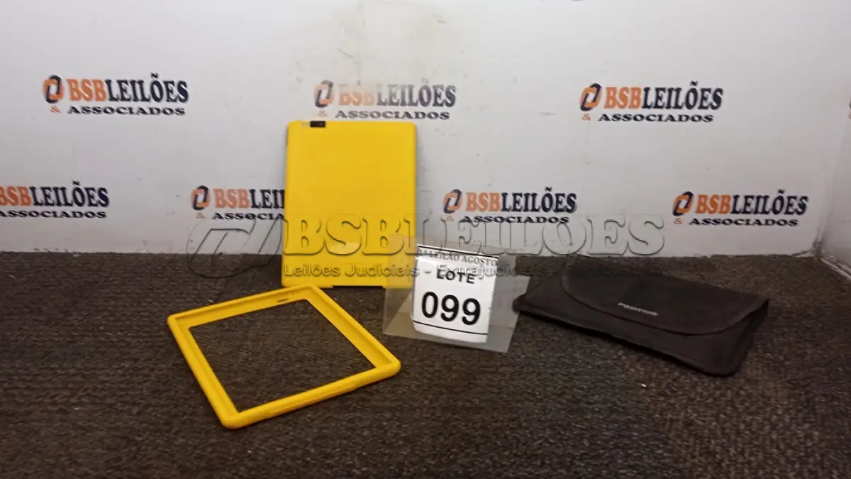 LOTE 099 - 01 TABLET COM CASE MARCA POSITIVO. (NO ESTADO) ATENÇÃO! FAZER A VISITAÇÃO ANTES DE ARREMATAR, NÃO SABEMOS SE FUNCIONA. LEILÃO NÃO TEM GARANTIA E NEM DEVOLUÇÃO, SUJEITO A POSSÍVEIS AVARIAS VISÍVEIS/OCULTAS E/OU AUSÊNCIA DE COMPONENTES.