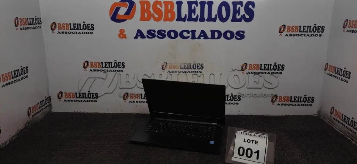LOTE 001 - 01 NOTEBOOK MARCA LENOVO. (NO ESTADO) ATENÇÃO! FAZER A VISITAÇÃO ANTES DE ARREMATAR, NÃO SABEMOS SE FUNCIONA. LEILÃO NÃO TEM GARANTIA E NEM DEVOLUÇÃO, SUJEITO A POSSÍVEIS AVARIAS VISÍVEIS/OCULTAS E/OU AUSÊNCIA DE COMPONENTES.