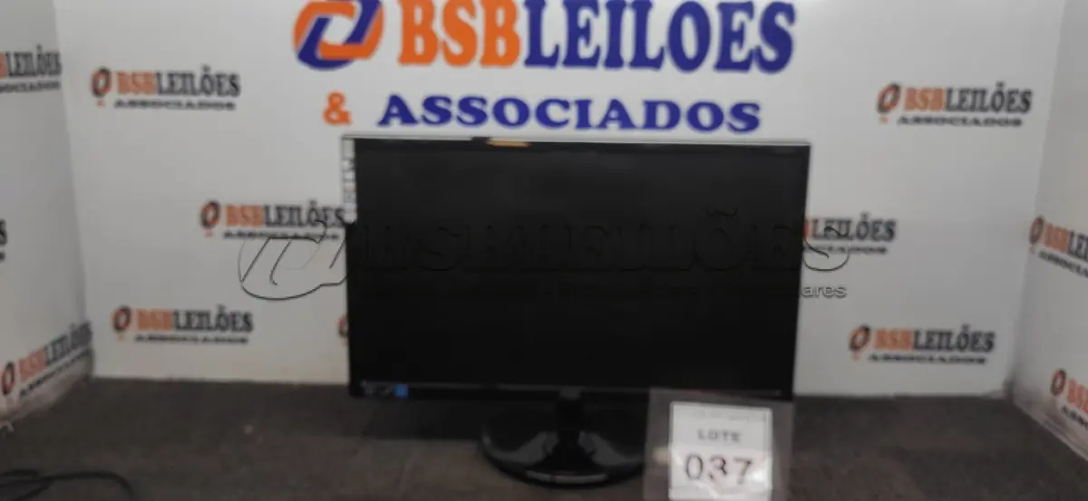 LOTE 037