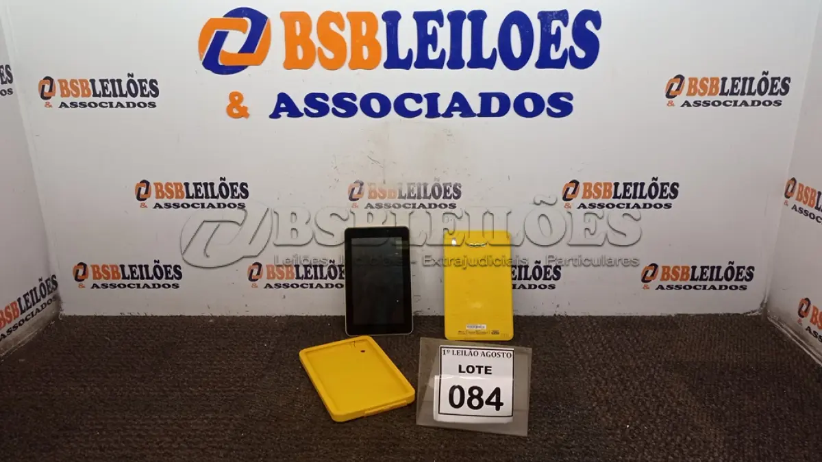 LOTE 084 - 02 TABLETS MARCA CCE. (NO ESTADO) ATENÇÃO! FAZER A VISITAÇÃO ANTES DE ARREMATAR, NÃO SABEMOS SE FUNCIONA. LEILÃO NÃO TEM GARANTIA E NEM DEVOLUÇÃO, SUJEITO A POSSÍVEIS AVARIAS VISÍVEIS/OCULTAS E/OU AUSÊNCIA DE COMPONENTES.