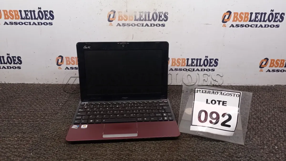 LOTE 092 - 01 NETEBOOK MARCA ASUS. (NO ESTADO) ATENÇÃO! FAZER A VISITAÇÃO ANTES DE ARREMATAR, NÃO SABEMOS SE FUNCIONA. LEILÃO NÃO TEM GARANTIA E NEM DEVOLUÇÃO, SUJEITO A POSSÍVEIS AVARIAS VISÍVEIS/OCULTAS E/OU AUSÊNCIA DE COMPONENTES.
