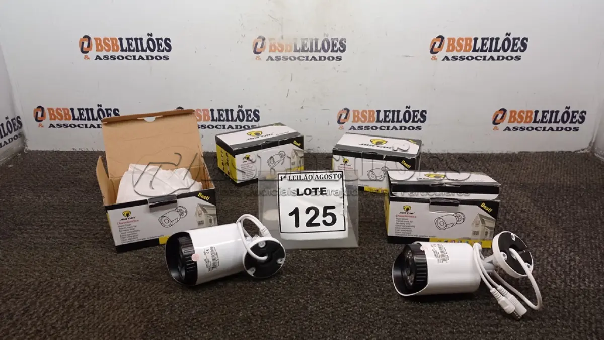LOTE 125 - 04 CÂMERAS DE MONITORAMENTO AHD 1080P MARCA JORTAN. (NO ESTADO) ATENÇÃO! FAZER A VISITAÇÃO ANTES DE ARREMATAR, NÃO SABEMOS SE FUNCIONA, LEILÃO NÃO TEM GARANTIA E NEM DEVOLUÇÃO, SUJEITO A POSSÍVEIS AVARIAS VISÍVEIS/OCULTAS E/OU AUSÊNCIA DE COMPONENTES.