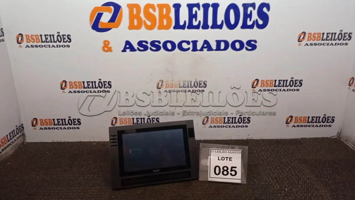 LOTE 085 - 01 PAINEL TOUCH MARCA AMX. (NO ESTADO) ATENÇÃO! FAZER A VISITAÇÃO ANTES DE ARREMATAR, NÃO SABEMOS SE FUNCIONA. LEILÃO NÃO TEM GARANTIA E NEM DEVOLUÇÃO, SUJEITO A POSSÍVEIS AVARIAS VISÍVEIS/OCULTAS E/OU AUSÊNCIA DE COMPONENTES.