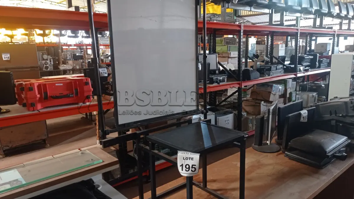 LOTE 195 - 01 KIT CENÁRIO BIOMÉTRICO. (NO ESTADO) ATENÇÃO! FAZER A VISITAÇÃO ANTES DE ARREMATAR, NÃO SABEMOS SE FUNCIONA, LEILÃO NÃO TEM GARANTIA E NEM DEVOLUÇÃO, SUJEITO A POSSÍVEIS AVARIAS VISÍVEIS/OCULTAS E/OU AUSÊNCIA DE COMPONENTES.