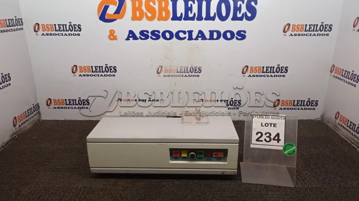 LOTE 234 - 01 SELADORA. (NO ESTADO) ATENÇÃO! FAZER A VISITAÇÃO ANTES DE ARREMATAR, NÃO SABEMOS SE FUNCIONA, LEILÃO NÃO TEM GARANTIA E NEM DEVOLUÇÃO, SUJEITO A POSSÍVEIS AVARIAS VISÍVEIS/OCULTAS E/OU AUSÊNCIA DE COMPONENTES.