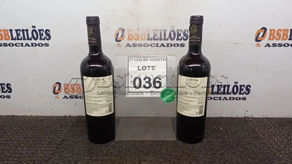 LOTE 036 - 02 GARRAFAS DE VINHO MALBEC SAFRA 2020 ARGENTINO 750ML MARCA LOTE 44. (NO ESTADO) ATENÇÃO! FAZER A VISITAÇÃO ANTES DE ARREMATAR, NÃO SABEMOS SE FUNCIONA, LEILÃO NÃO TEM GARANTIA E NEM DEVOLUÇÃO, SUJEITO A POSSÍVEIS AVARIAS VISÍVEIS/OCULTAS E/OU AUSÊNCIA DE COMPONENTES.