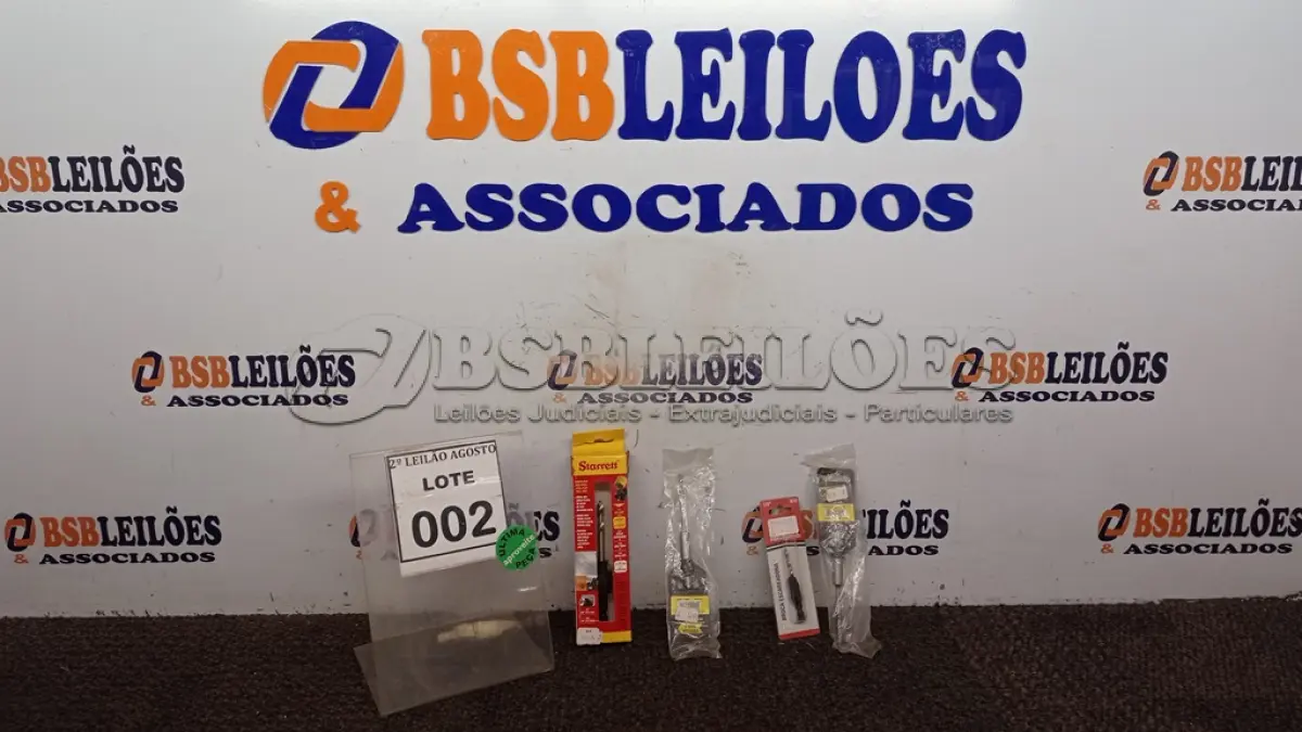 LOTE 002 - 04 BROCAS ESCAREADORA.  (NO ESTADO) ATENÇÃO! FAZER A VISITAÇÃO ANTES DE ARREMATAR, NÃO SABEMOS SE FUNCIONA, LEILÃO NÃO TEM GARANTIA E NEM DEVOLUÇÃO, SUJEITO A POSSÍVEIS AVARIAS VISÍVEIS/OCULTAS E/OU AUSÊNCIA DE COMPONENTES.