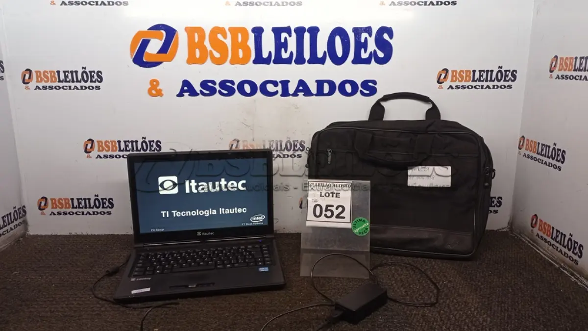 LOTE 052 - 01 NOTEBOOK COM FONTE E BOLSA MARCA ITAUTEC. (NO ESTADO) ATENÇÃO! FAZER A VISITAÇÃO ANTES DE ARREMATAR, NÃO SABEMOS SE FUNCIONA, LEILÃO NÃO TEM GARANTIA E NEM DEVOLUÇÃO, SUJEITO A POSSÍVEIS AVARIAS VISÍVEIS/OCULTAS E/OU AUSÊNCIA DE COMPONENTES.