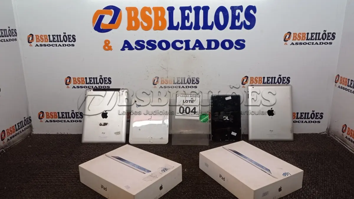 LOTE 004 - 02 IPAD’S E 02 TABLETS DE MARCAS VARIADAS. (NO ESTADO) ATENÇÃO! FAZER A VISITAÇÃO ANTES DE ARREMATAR, NÃO SABEMOS SE FUNCIONA, LEILÃO NÃO TEM GARANTIA E NEM DEVOLUÇÃO, SUJEITO A POSSÍVEIS AVARIAS VISÍVEIS/OCULTAS E/OU AUSÊNCIA DE COMPONENTES.