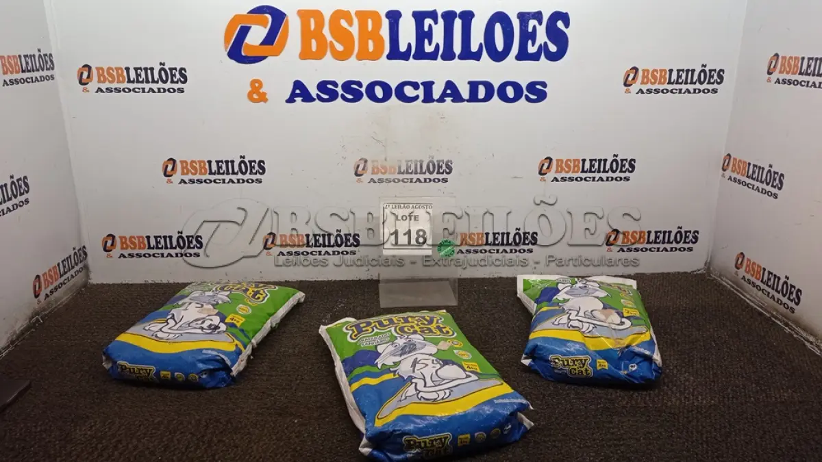 LOTE 118 - 03 PACOTES DE GRANULADOS SANITÁRIO COM 4KG CADA. (NO ESTADO) ATENÇÃO! FAZER A VISITAÇÃO ANTES DE ARREMATAR, NÃO SABEMOS SE FUNCIONA, LEILÃO NÃO TEM GARANTIA E NEM DEVOLUÇÃO, SUJEITO A POSSÍVEIS AVARIAS VISÍVEIS/OCULTAS E/OU AUSÊNCIA DE COMPONENTES.