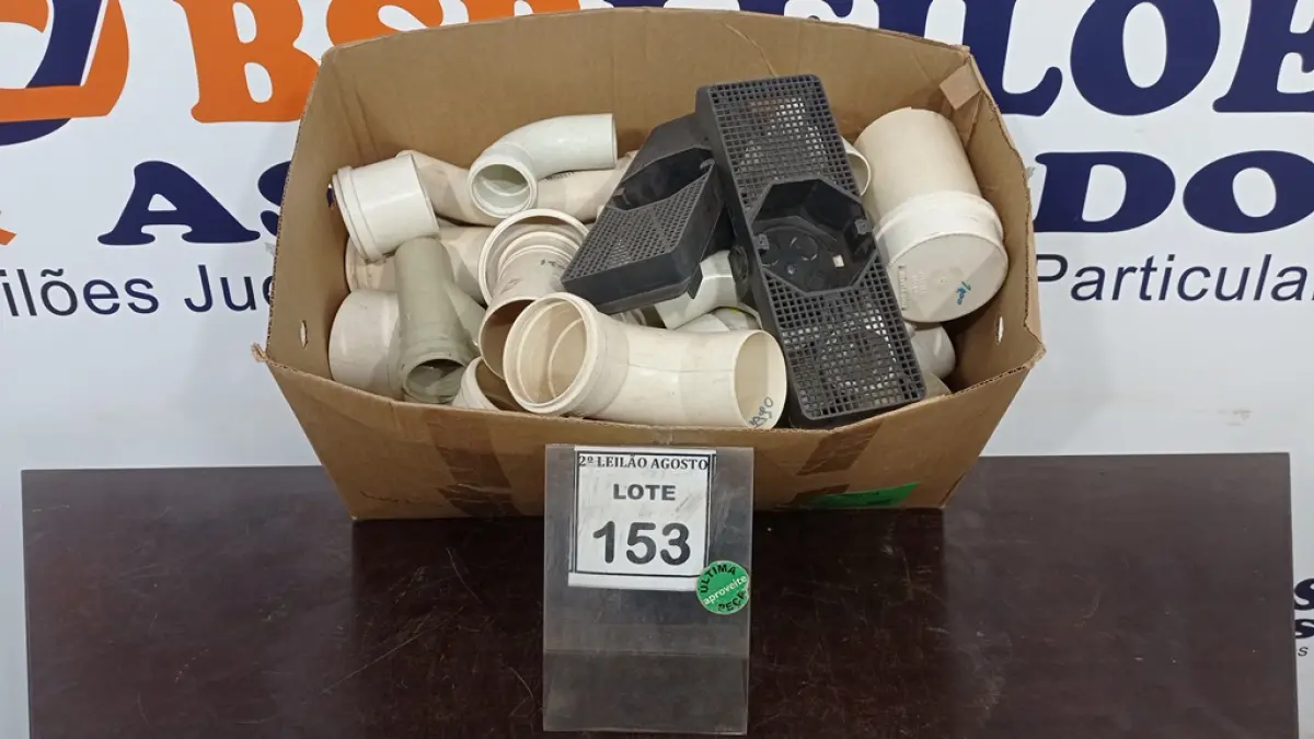 LOTE 153