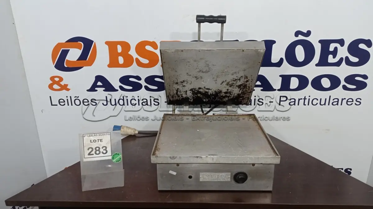 LOTE 283 - 01 CHAPA ELÉTRICA EM INOX. (NO ESTADO) ATENÇÃO! FAZER A VISITAÇÃO ANTES DE ARREMATAR, NÃO SABEMOS SE FUNCIONA. LEILÃO NÃO TEM GARANTIA E NEM DEVOLUÇÃO, SUJEITO A POSSÍVEIS AVARIAS VISÍVEIS/OCULTAS E/OU AUSÊNCIA DE COMPONENTES.