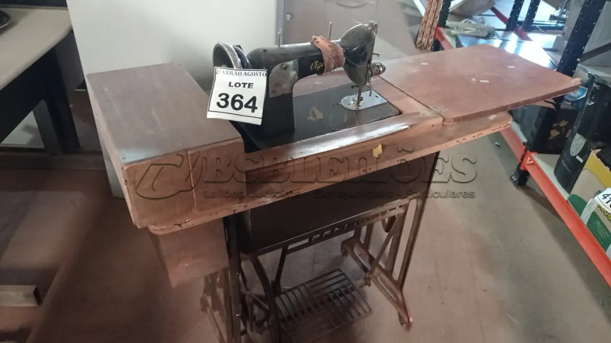 LOTE 364