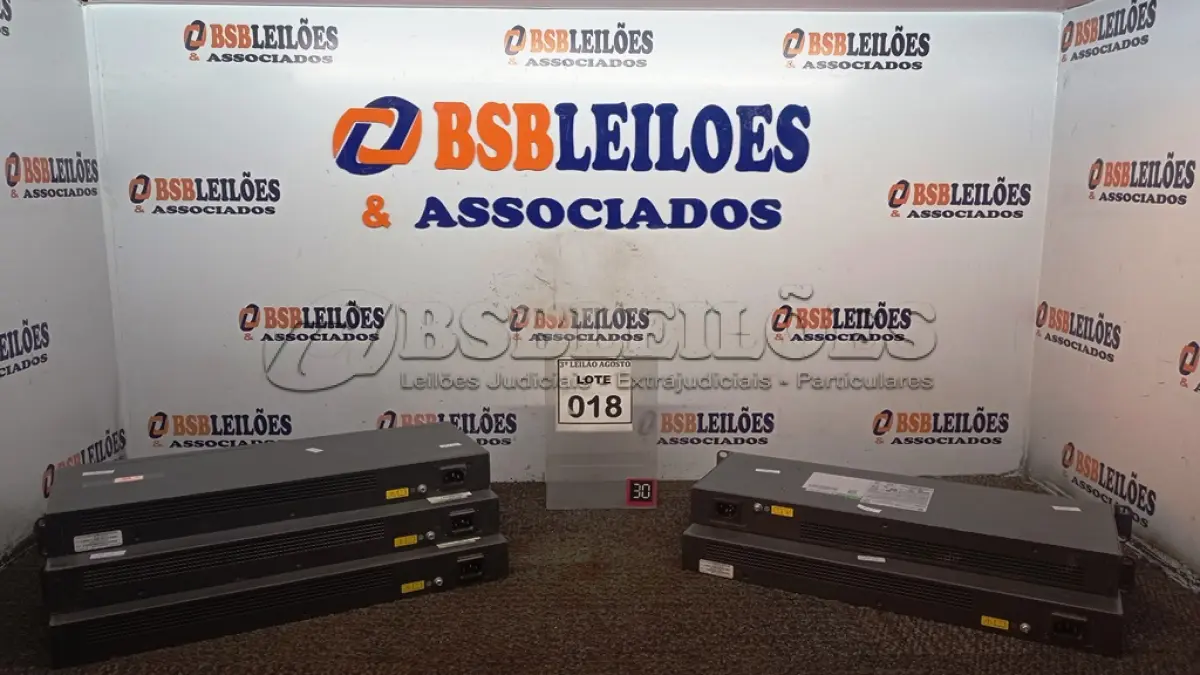 LOTE 018 - 05 SWITCH’S 24 PORTAS MARCA HP. (NO ESTADO) ATENÇÃO! FAZER A VISITAÇÃO ANTES DE ARREMATAR, NÃO SABEMOS SE FUNCIONA, LEILÃO NÃO TEM GARANTIA E NEM DEVOLUÇÃO, SUJEITO A POSSÍVEIS AVARIAS VISÍVEIS/OCULTAS E/OU AUSÊNCIA DE COMPONENTES.