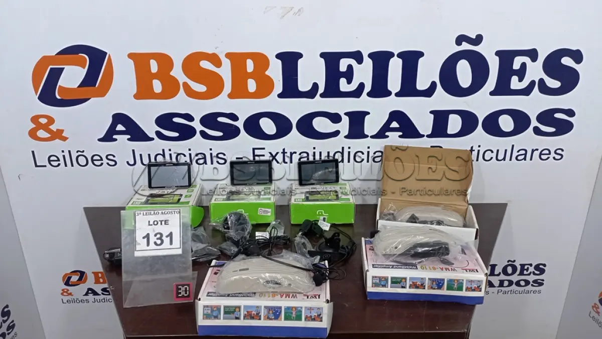 LOTE 131 - 03 GPS TRACKER TV MARCA MULTILASER E 03 MICROFONES PARA SEMINÁRIO. (NO ESTADO) ATENÇÃO! FAZER A VISITAÇÃO ANTES DE ARREMATAR, NÃO SABEMOS SE FUNCIONA, LEILÃO NÃO TEM GARANTIA E NEM DEVOLUÇÃO, SUJEITO A POSSÍVEIS AVARIAS VISÍVEIS/OCULTAS E/OU AUSÊNCIA DE COMPONENTES.