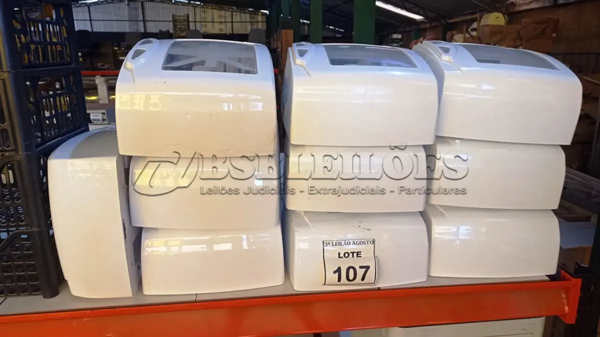 LOTE 107 - 10 DISPENSADORES DE PAPEL. (NO ESTADO) ATENÇÃO! FAZER A VISITAÇÃO ANTES DE ARREMATAR, NÃO SABEMOS SE FUNCIONA, LEILÃO NÃO TEM GARANTIA E NEM DEVOLUÇÃO, SUJEITO A POSSÍVEIS AVARIAS VISÍVEIS/OCULTAS E/OU AUSÊNCIA DE COMPONENTES.